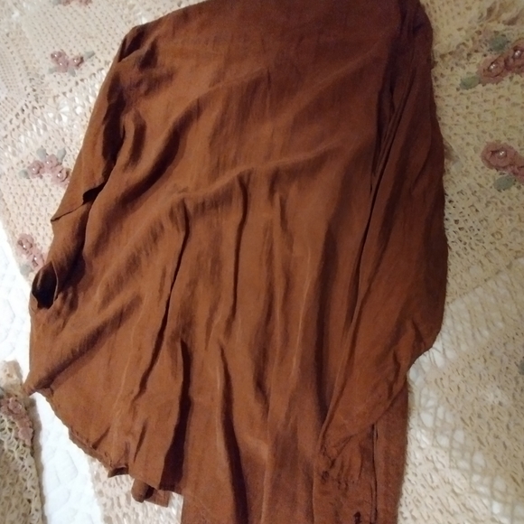 Top - Picture 3 of 5